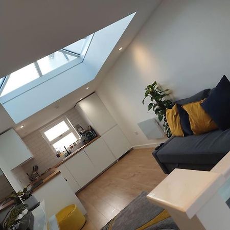 1 Bedroom Modern Duplex Southampton Exterior photo